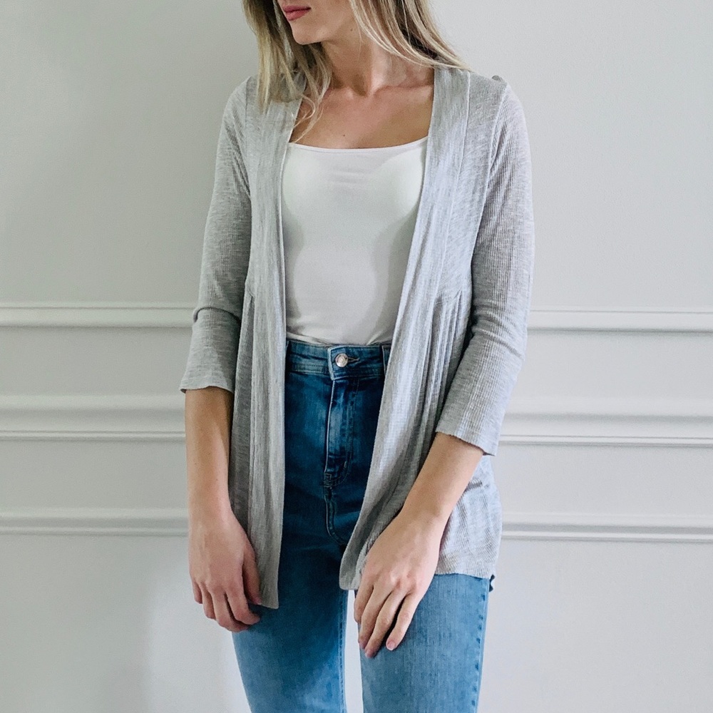 {Bluheaven} Grey Flowy Thin Cardigan